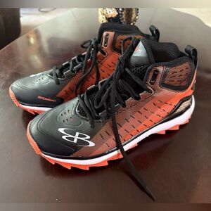 Boombah Baseball Softball Turf Shoes Mid Orange Black Men's Size 9 Cleats